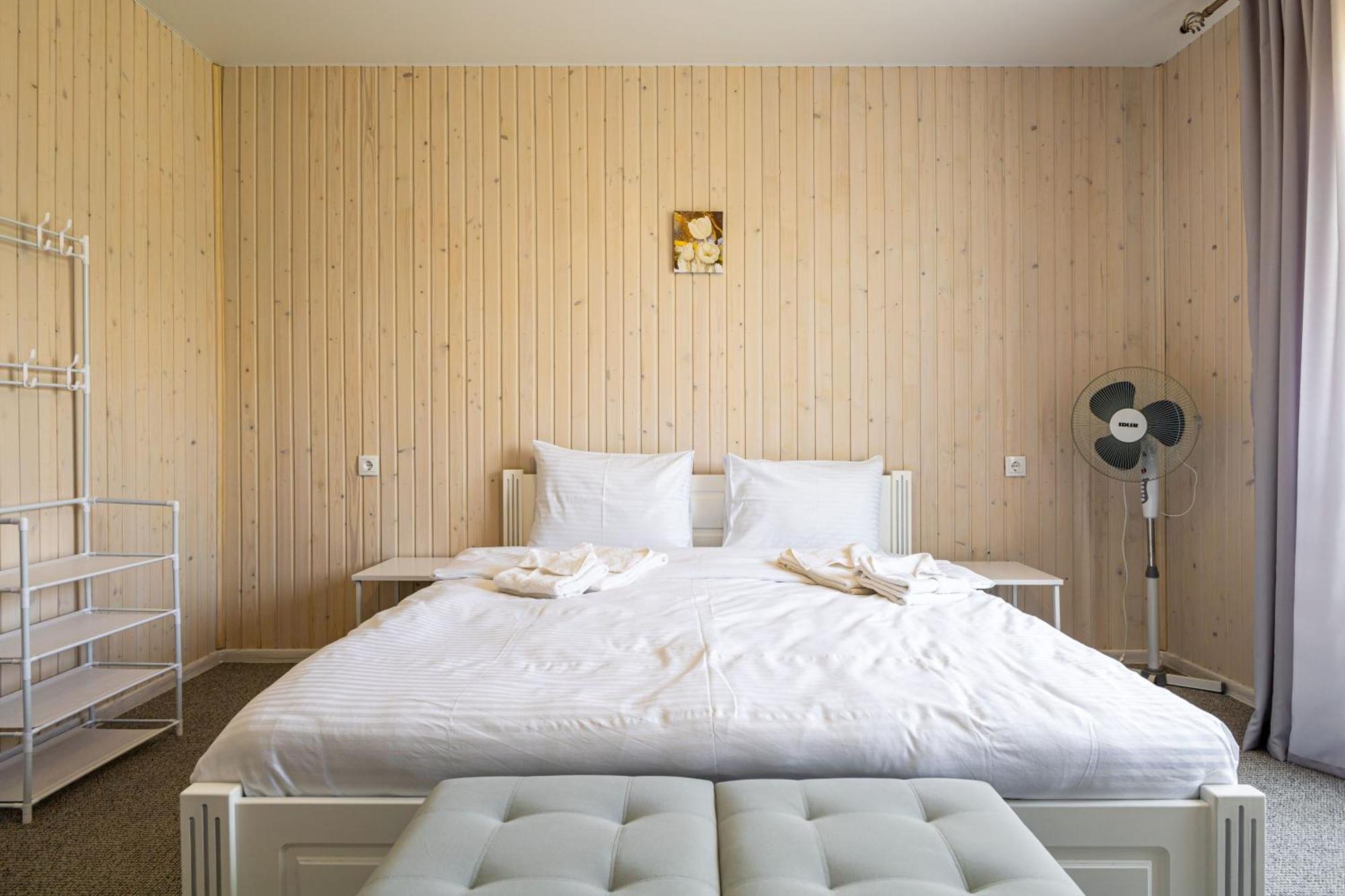 Fenix Hotel โซโลทวีโน ภายนอก รูปภาพ